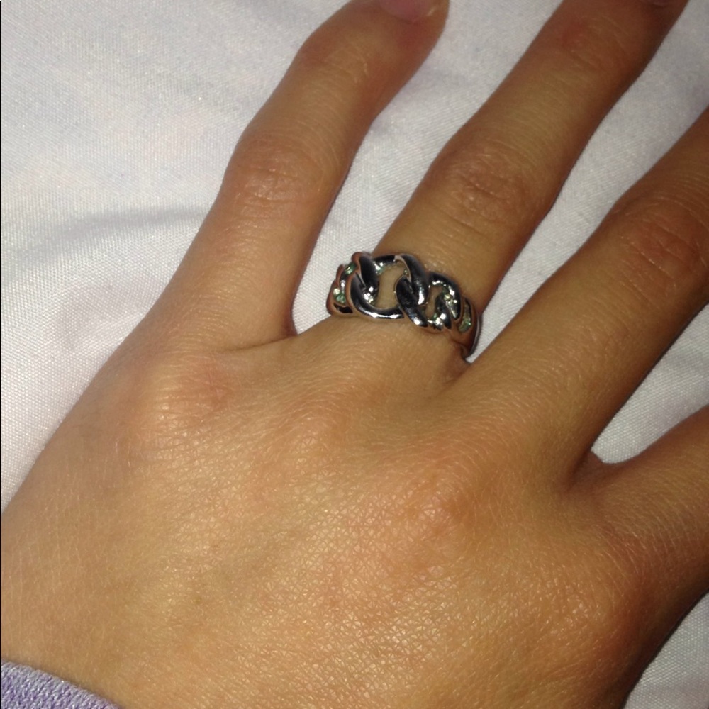 Ring - Picture 2 of 2